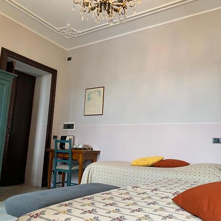 La Villa 840 Residence Биелла Экстерьер фото